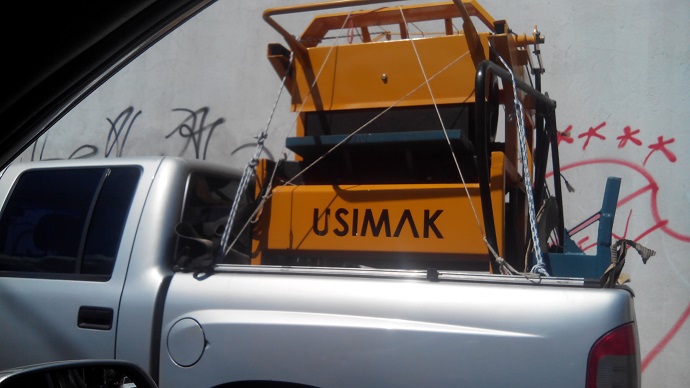 maquina de blocos de concreto usimak
